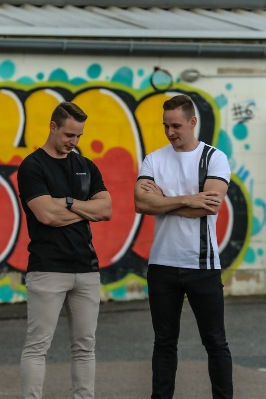 LVy T Shirt mit Satinstreifen (Doppelpack)