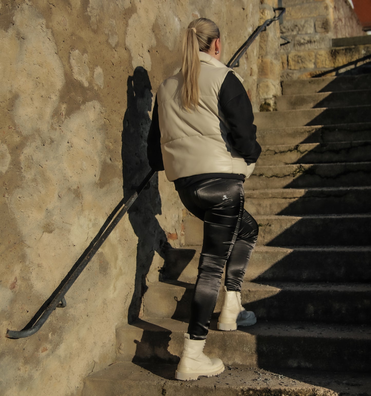 Satinhose LVy Design für Frauen