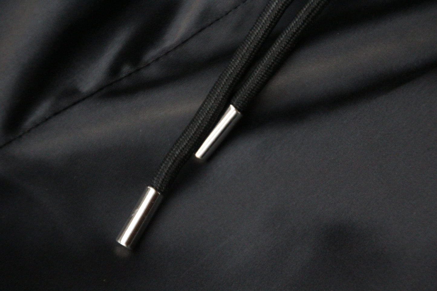 Satin Luxury Jogger - NEU